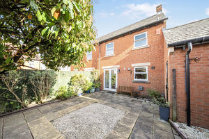 Photo 2- click for photo gallery